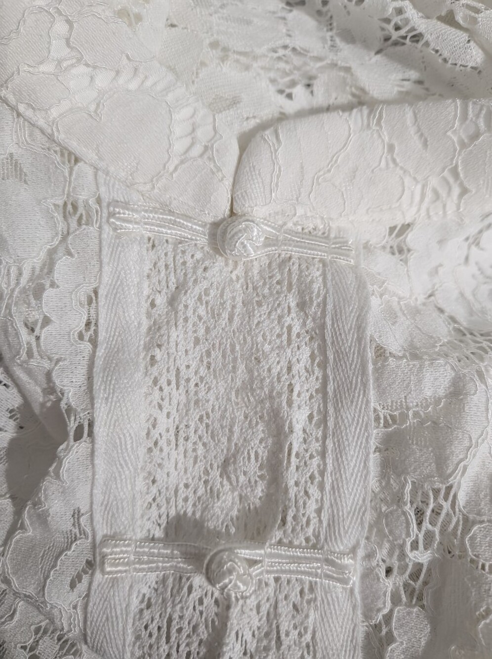 Commense Frog Closure Lace Mandarin Collar Blouse - Picture 11 of 16